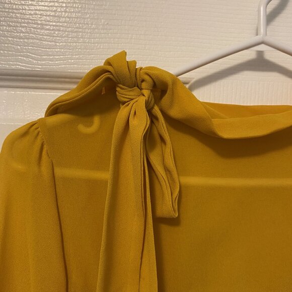 Trendy top - Picture 2 of 2